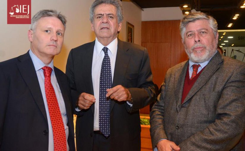 Fotografías: Seminario Gobiernos Judiciales en el Derecho Comparado