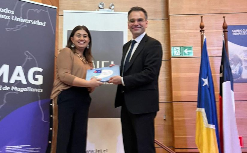 ENTREGA DE LIBRO: COMO ME LO CONTARON TE LO CUENTO